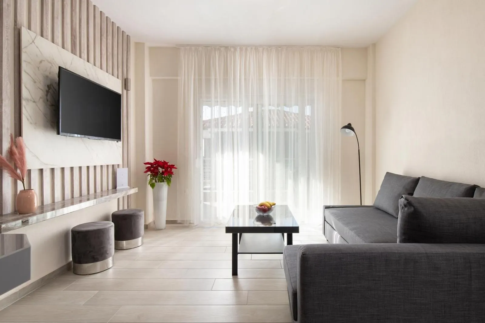 Sunny Point Apartments Nikiti  ニキティ